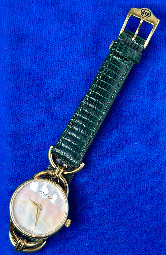 Authentic GUCCI 6000.2.l Vintage Ladies Watch